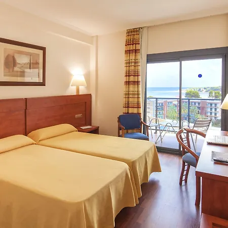 Port Hotel 3*