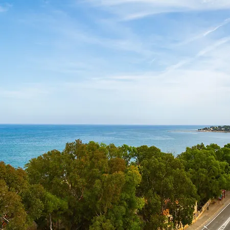 Port Hotel 3*