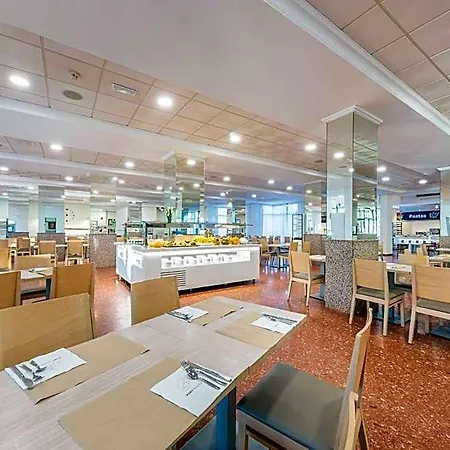 Port Hotel
