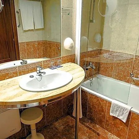 Hotel Port 3*