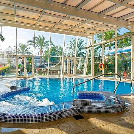 Port Hotel 3*