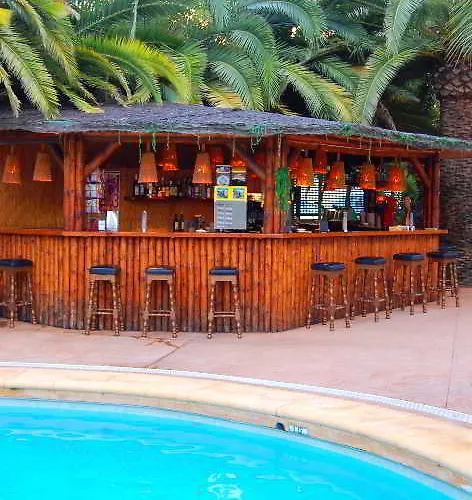 호텔 Port 데니아