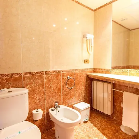 Port Hotel 3*