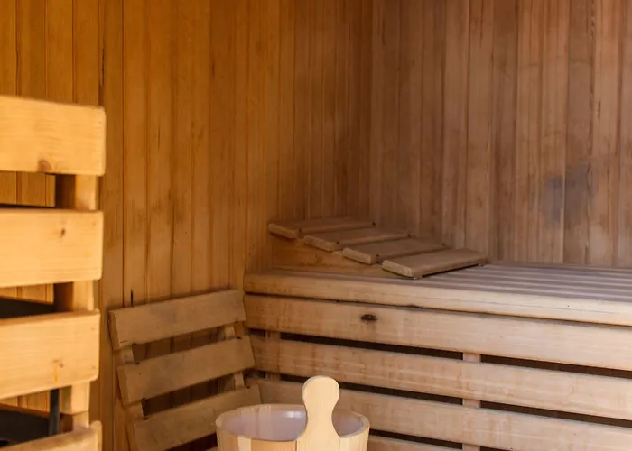 Готель Port 3*